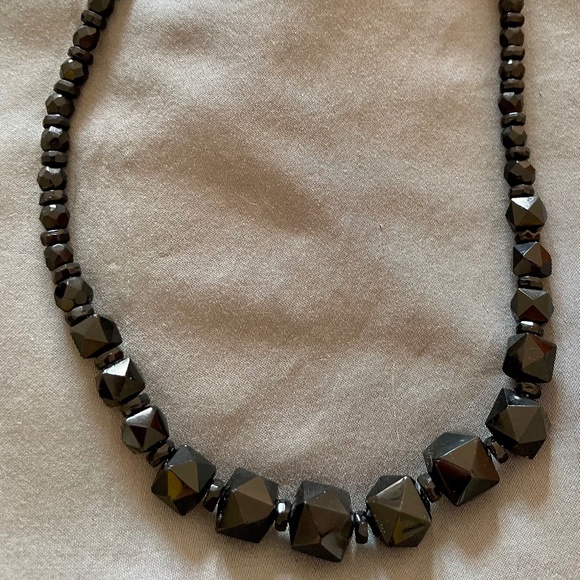 5 Necklaces Various Styles - Picture 3 of 16